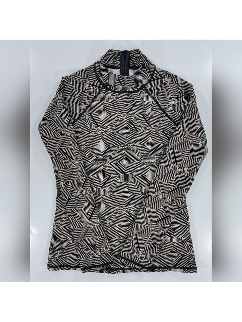 Garnet Hill Rashguard Top Womens XS Geometric Print UPF 50+ Black Cream Swim